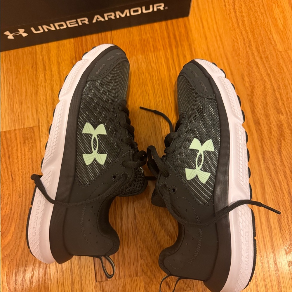 Womens Under Armour Sneakers